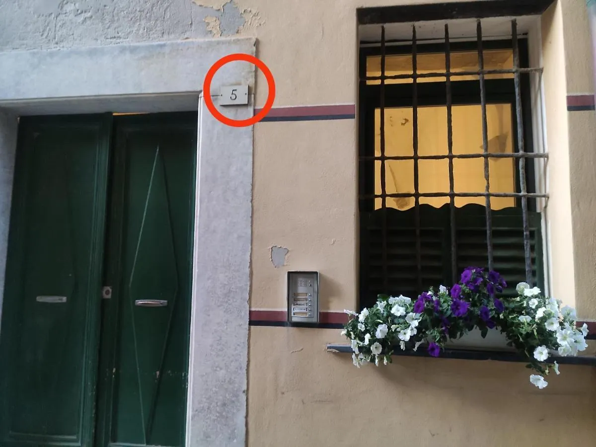 Via Verdi 5, Gli Affreschi Monterosso al Mare 0*,  Italy