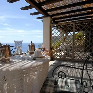 La Serra Sul Mare Bed & Breakfast
